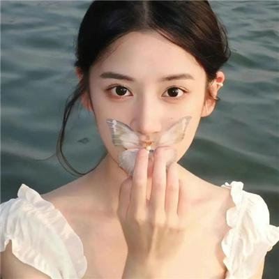 毛骨悚然之红衣男孩